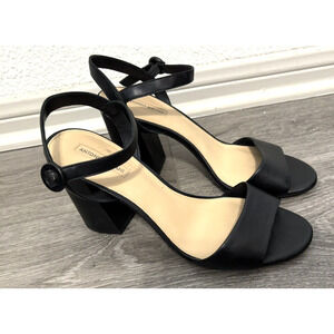 Antonio Melani 10M Shaylen Black Leather‎ Block Heel Sandal w Ankle Strap